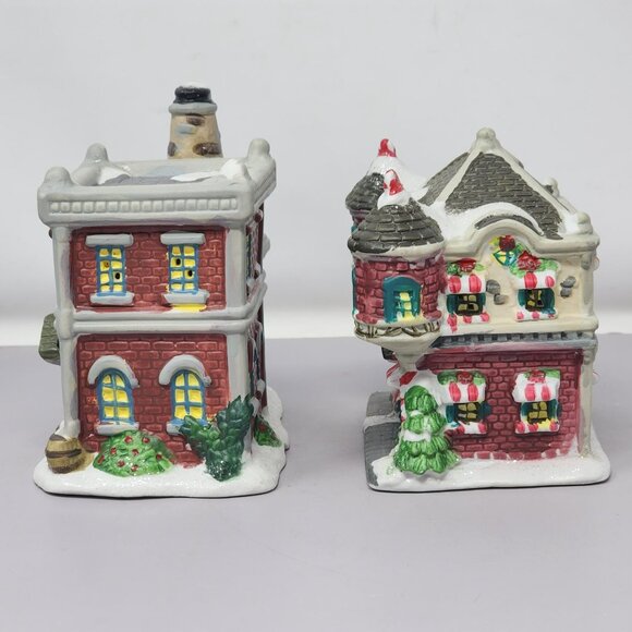 Cobblestone Corners & Wellington Square Set Of 2 Christmas Village Houses - Picture 2 of 11